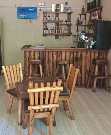 bar